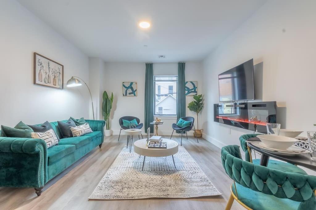 2 Bedroom 2 Bath Suite, Near American Dream And The Airport, Free Parking, King Bed And 2 Queen Beds, Washer And Dryer Orange 외부 사진