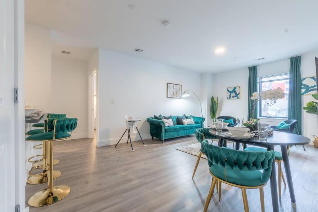2 Bedroom 2 Bath Suite, Near American Dream And The Airport, Free Parking, King Bed And 2 Queen Beds, Washer And Dryer Orange 외부 사진